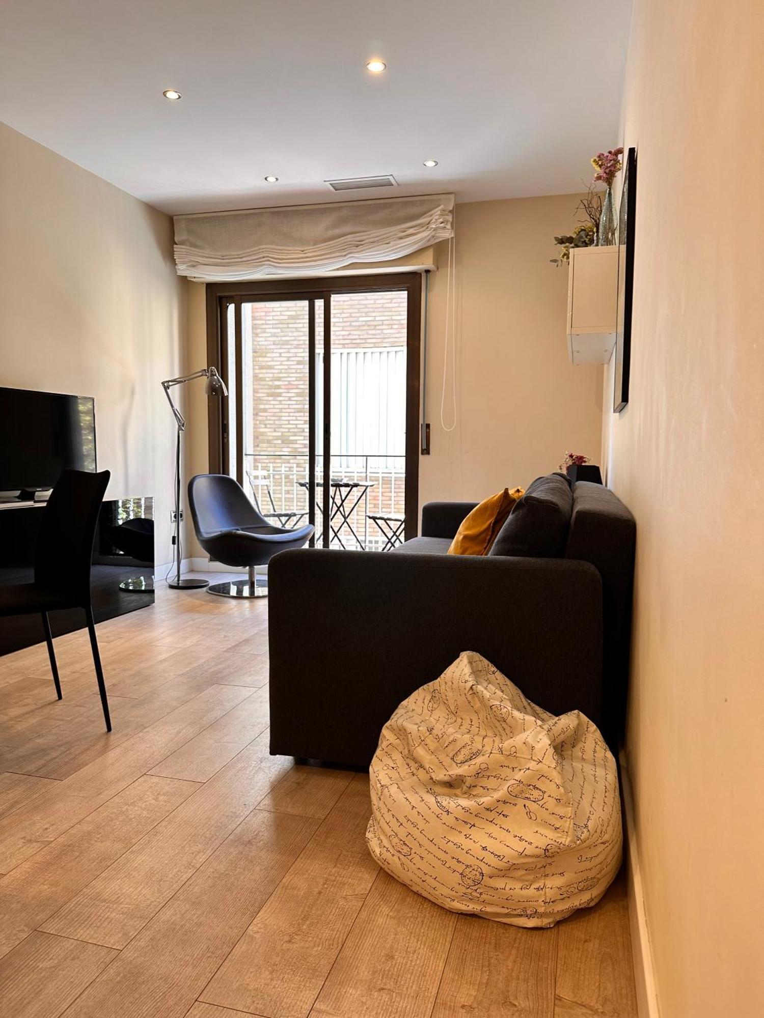 Gracia Barcelona Apartment — Photos 2
